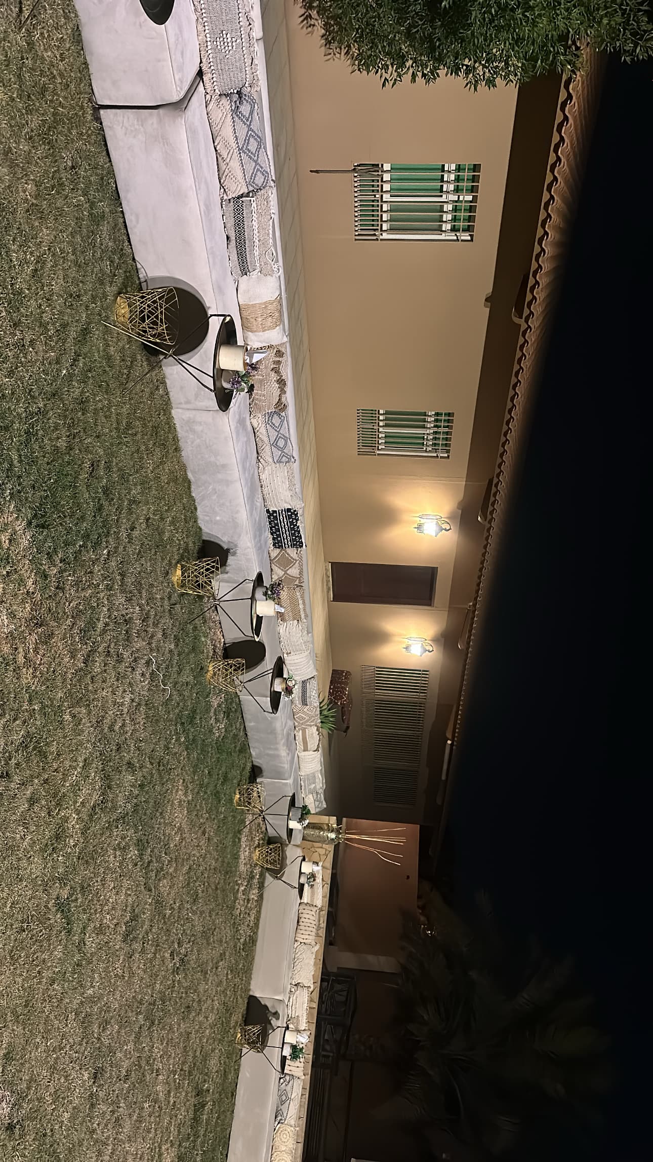 الجلسات الخارجية